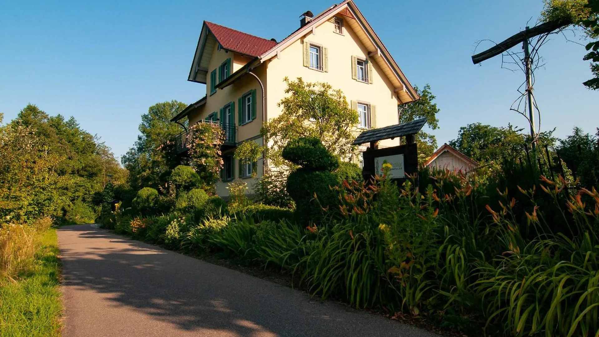 Haus Zum Nussbaum Apartman Lindau